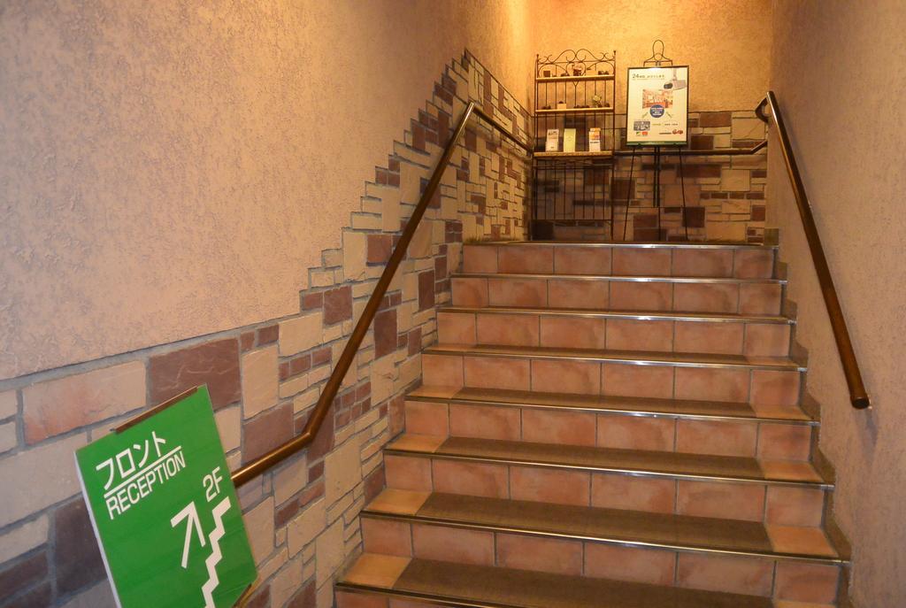 Washington R&B Hotel Sapporo Kita 3 Nishi 2 Экстерьер фото
