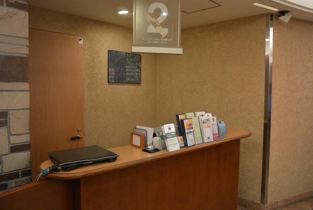 Washington R&B Hotel Sapporo Kita 3 Nishi 2 Экстерьер фото